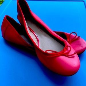 New, women flats